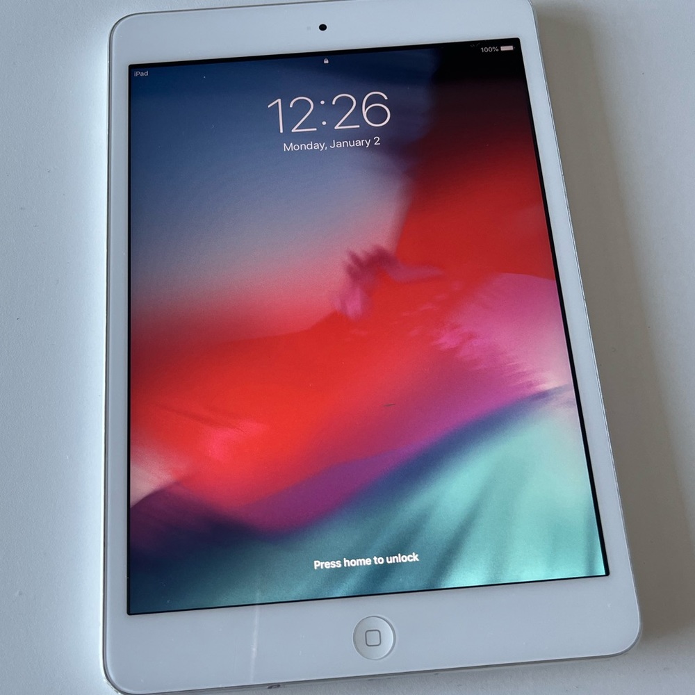 Apple iPad mini - Picture 2 of 5